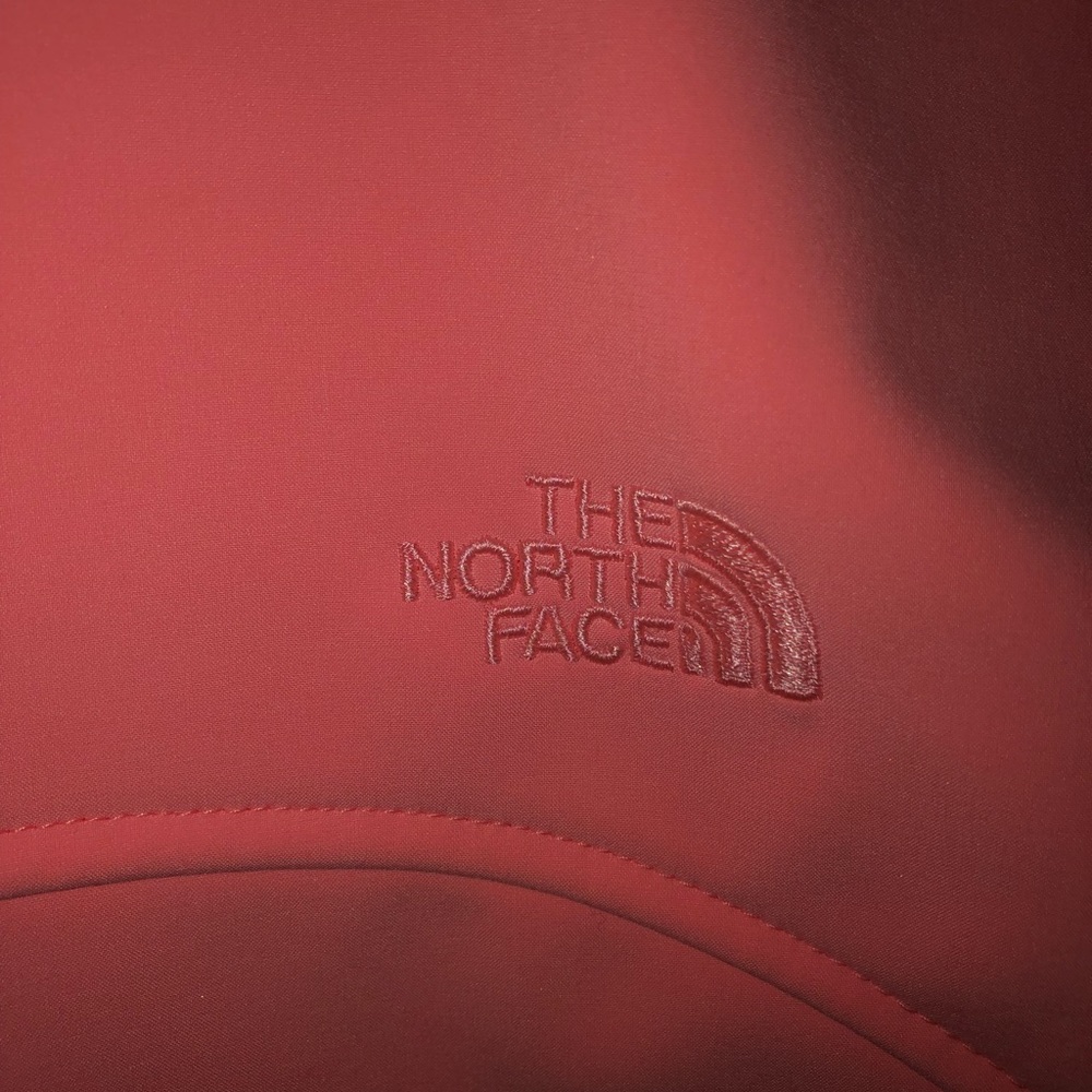 - Large North Face Jacket - - image 3
